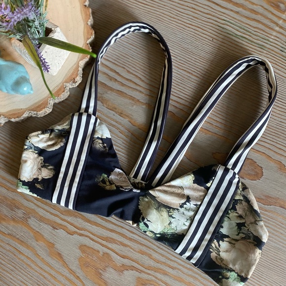 •Boys+Arrows• Dancin’ Dixie Swim Top szS EUC - Picture 4 of 9